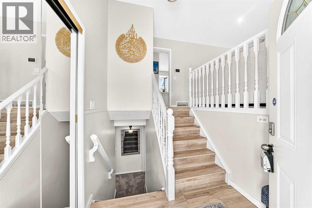 4 Marbrooke Circle NE, Calgary, Alberta  T2A 2W4 - Photo 3 - A2331330