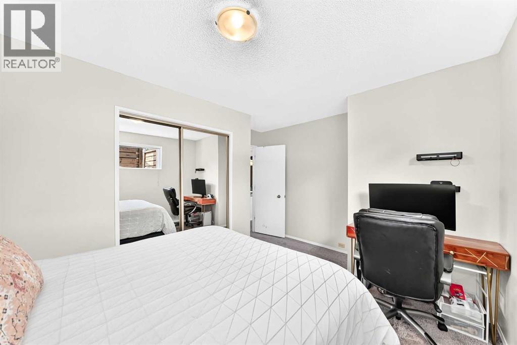 4 Marbrooke Circle NE, Calgary, Alberta  T2A 2W4 - Photo 28 - A2331330