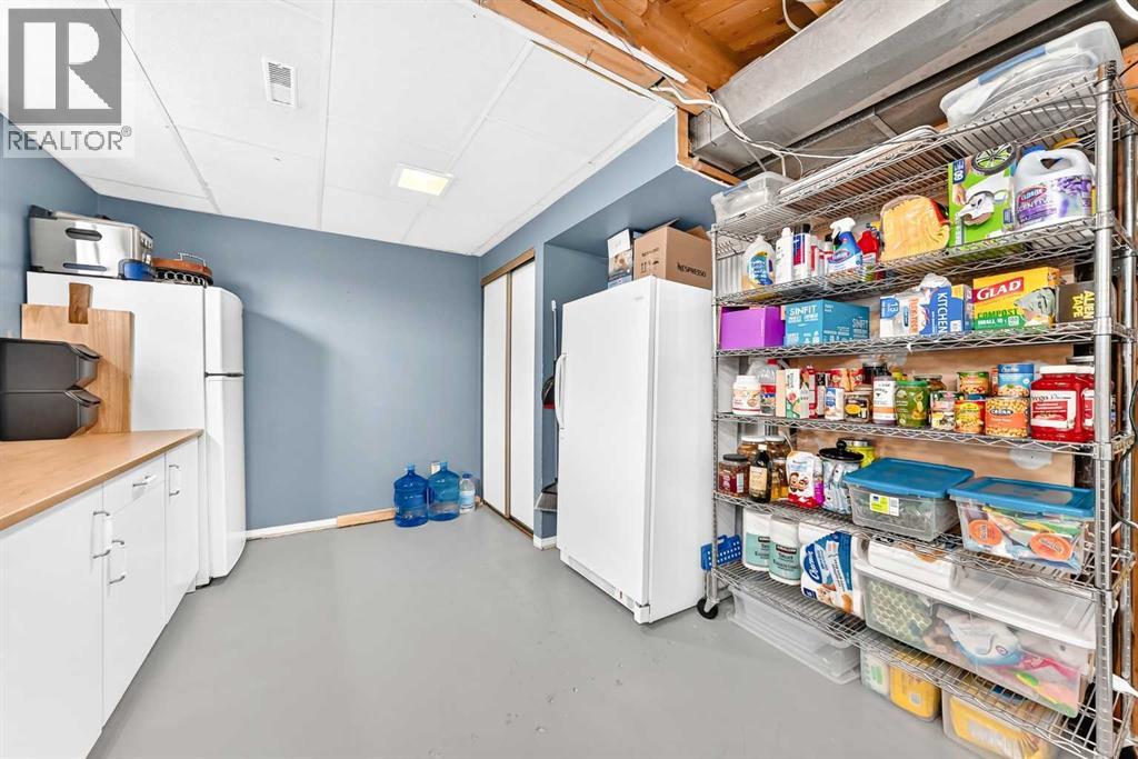 4 Marbrooke Circle NE, Calgary, Alberta  T2A 2W4 - Photo 32 - A2331330