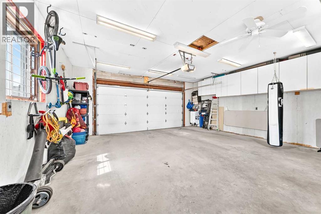 4 Marbrooke Circle NE, Calgary, Alberta  T2A 2W4 - Photo 34 - A2331330