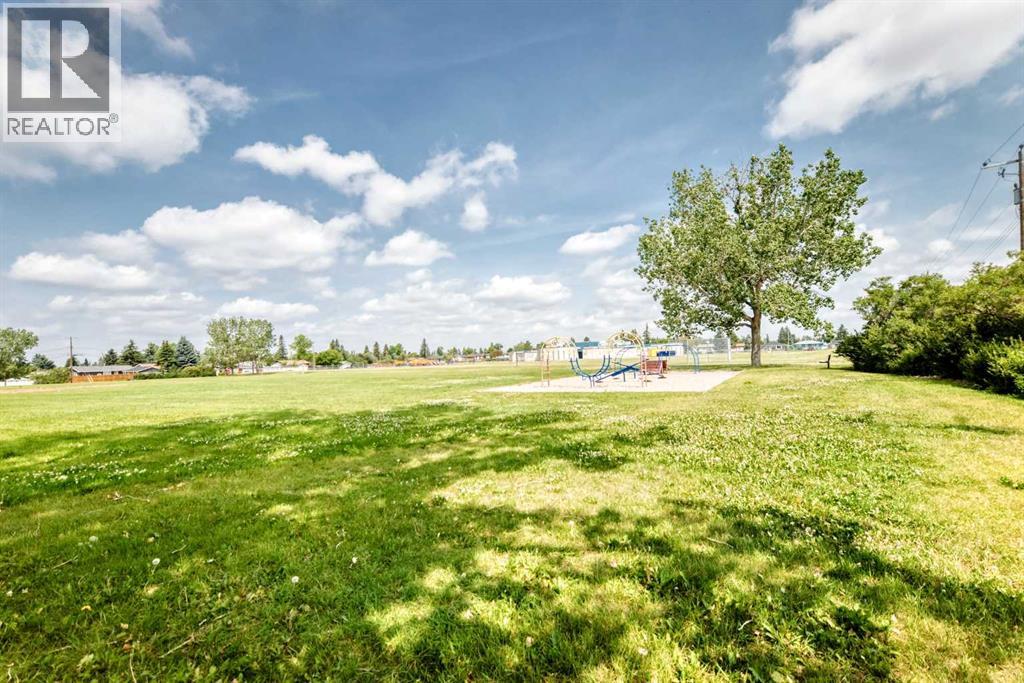 4 Marbrooke Circle NE, Calgary, Alberta  T2A 2W4 - Photo 50 - A2331330