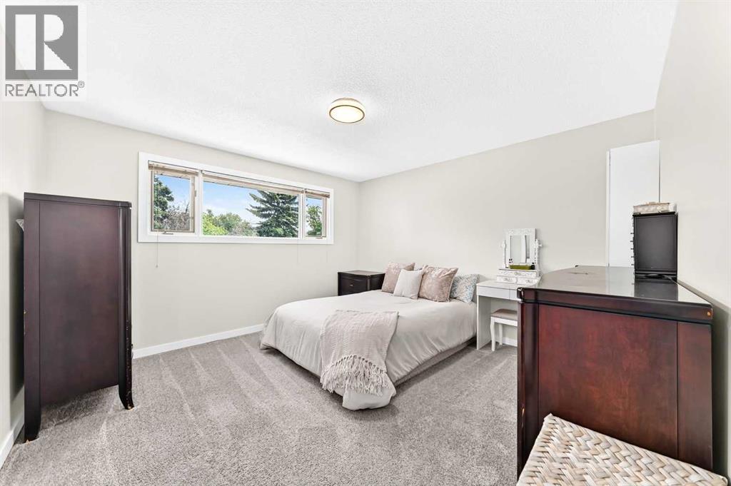 4 Marbrooke Circle NE, Calgary, Alberta  T2A 2W4 - Photo 14 - A2331330