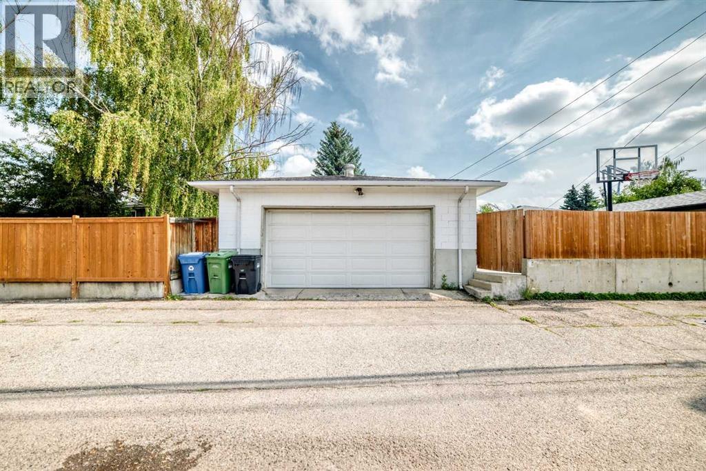 4 Marbrooke Circle NE, Calgary, Alberta  T2A 2W4 - Photo 44 - A2331330