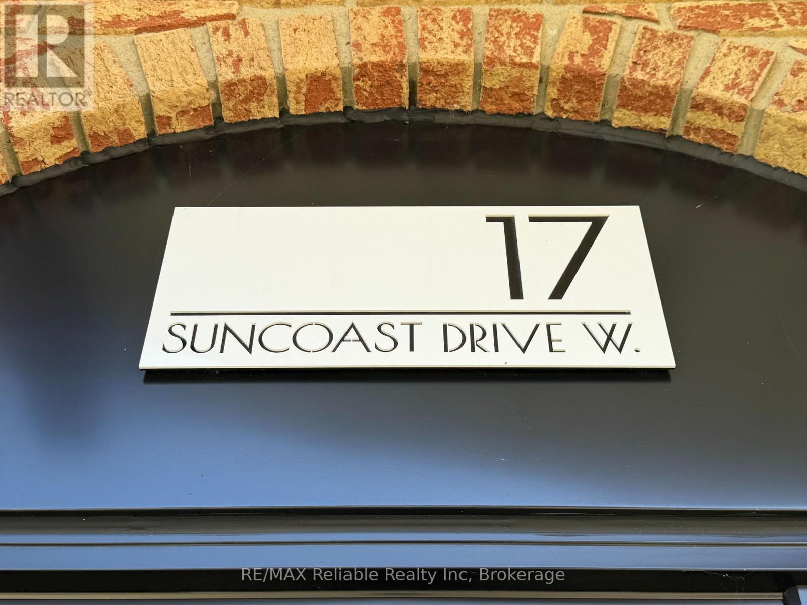 17 Suncoast Drive W, Goderich, Ontario  N7A 4H1 - Photo 3 - X13607422