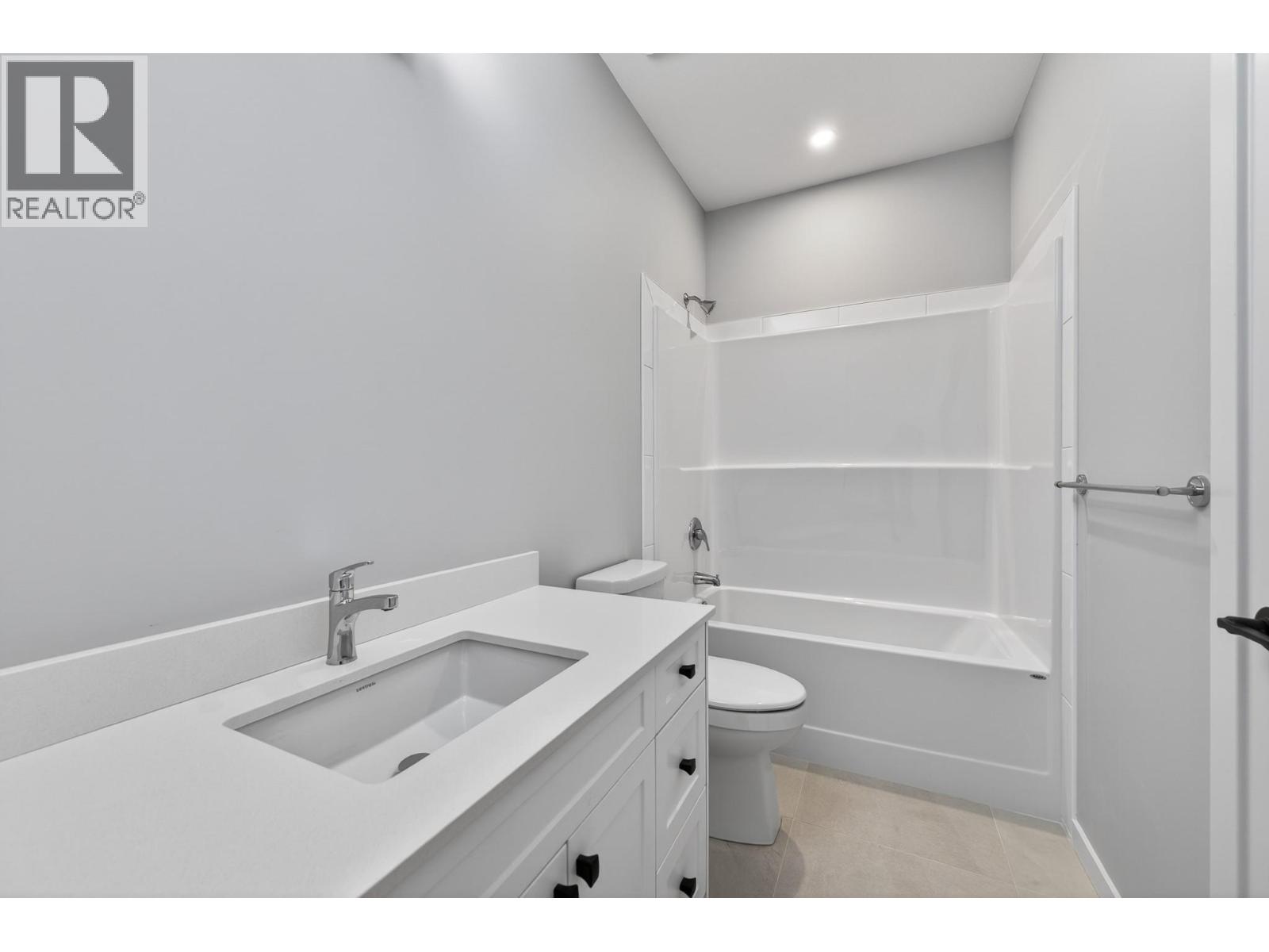 3279 B Schubert Road, Kamloops, British Columbia  V2B 6Y4 - Photo 21 - 10394980