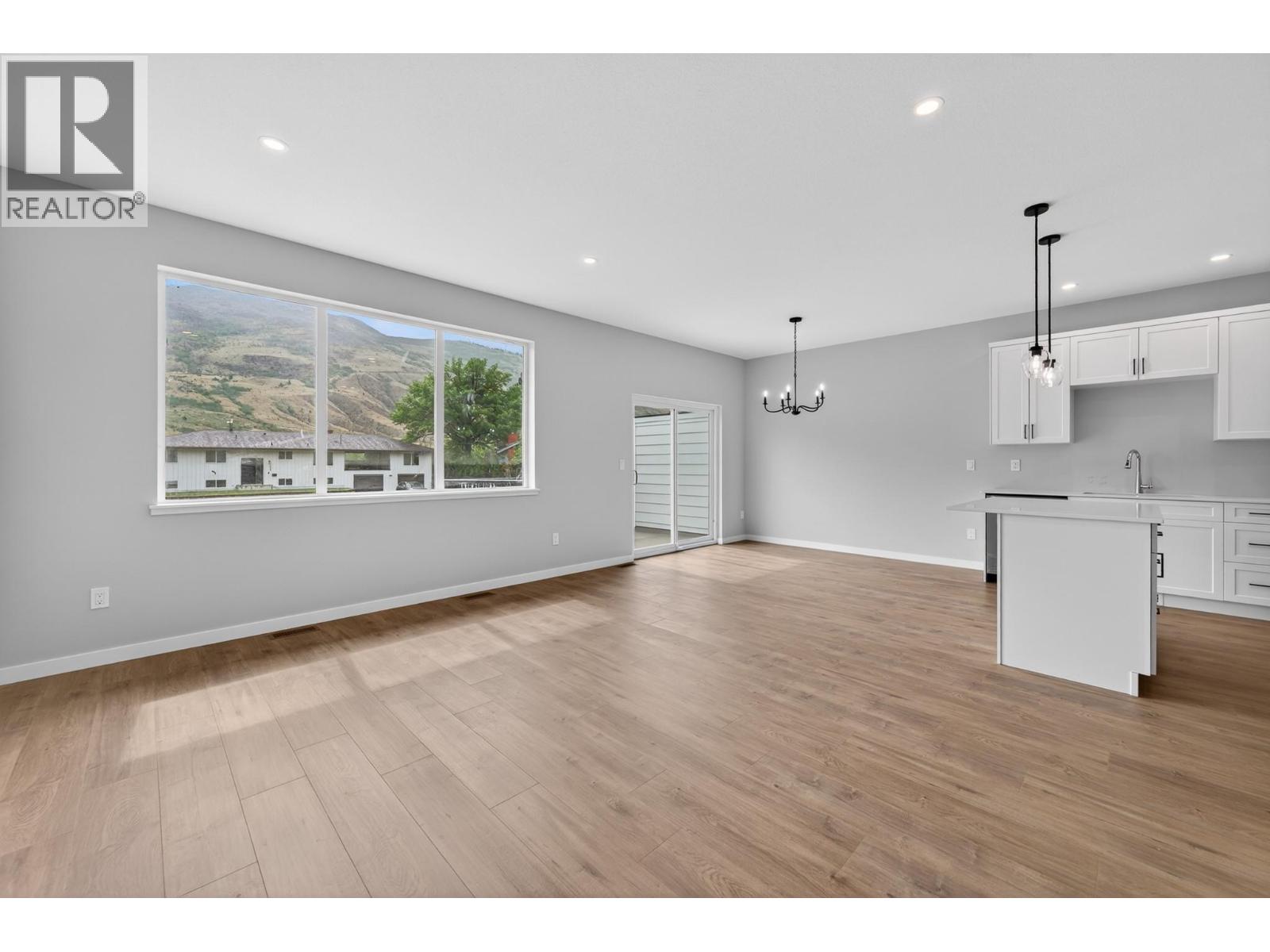 3279 B Schubert Road, Kamloops, British Columbia  V2B 6Y4 - Photo 7 - 10394980