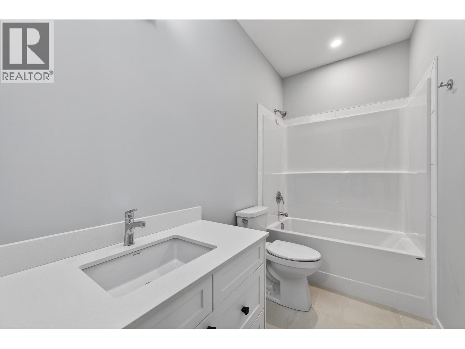 3279 B Schubert Road, Kamloops, British Columbia  V2B 6Y4 - Photo 26 - 10394980