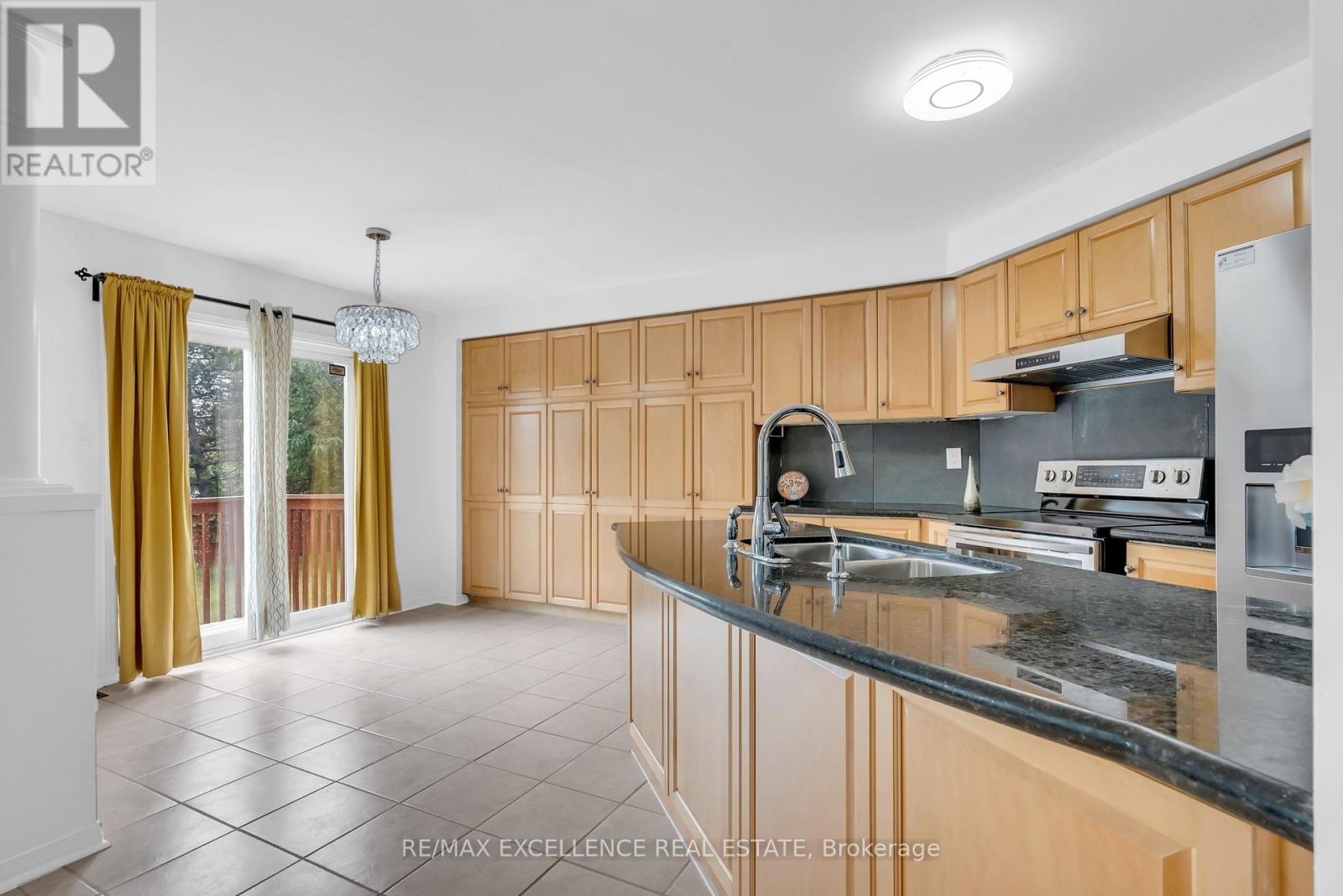 50 Jewel Crescent, Brampton, Ontario  L6R 2P5 - Photo 18 - W13481838