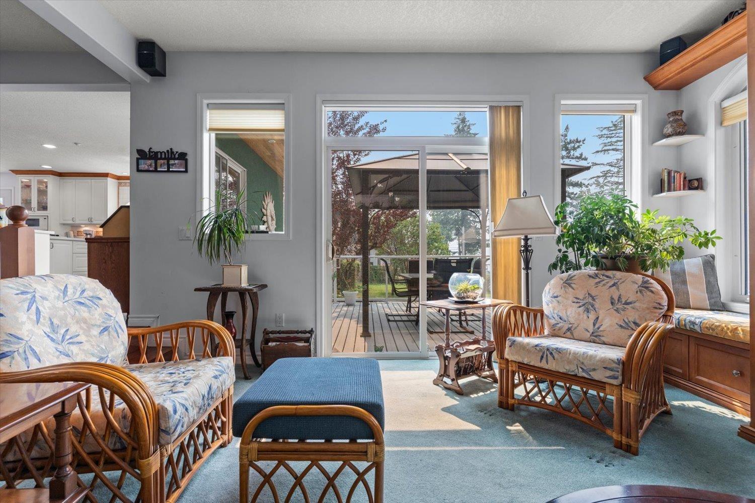 267 First Avenue, Cultus Lake North, Cultus Lake, British Columbia  V2R 4Z4 - Photo 14 - R3151928
