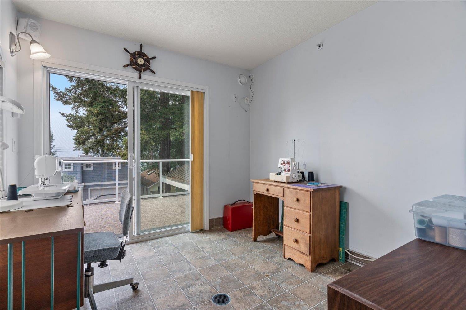 267 First Avenue, Cultus Lake North, Cultus Lake, British Columbia  V2R 4Z4 - Photo 21 - R3151928