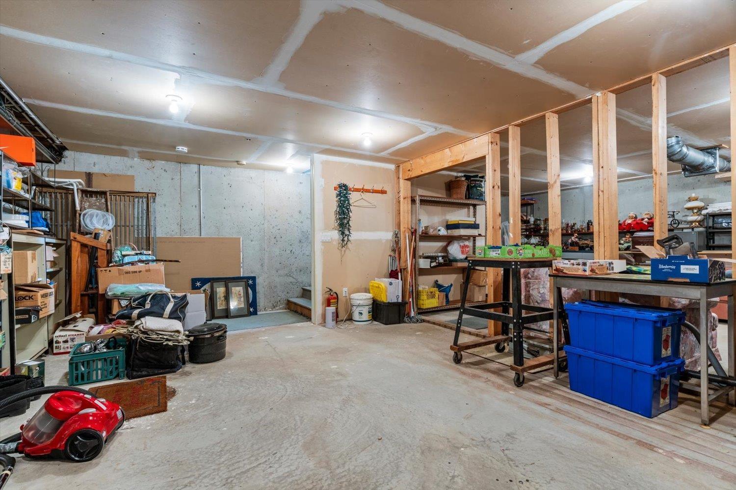 267 First Avenue, Cultus Lake North, Cultus Lake, British Columbia  V2R 4Z4 - Photo 30 - R3151928