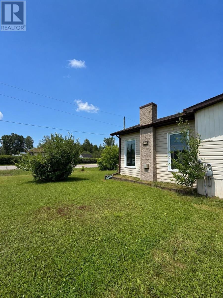 109 Clarke Ave, Geraldton, Ontario  P0T 1M0 - Photo 3 - TB2602250