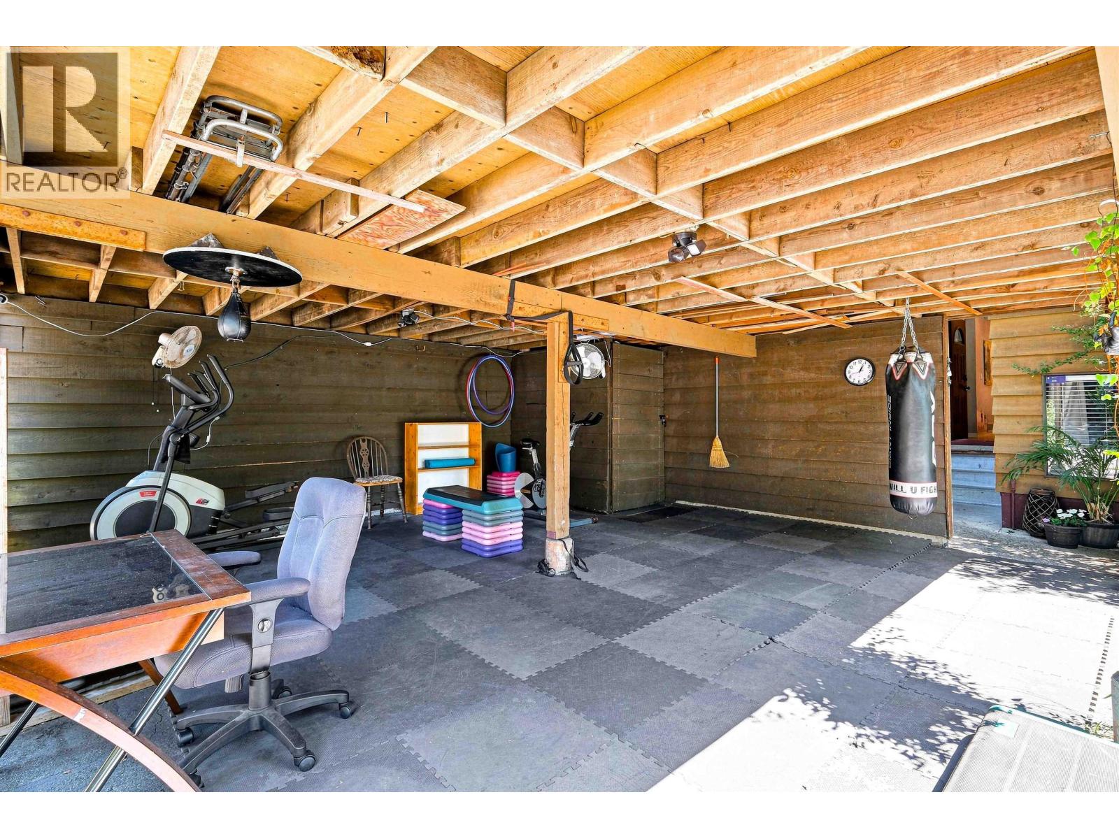 4698 Garden Grove Drive, Burnaby, British Columbia  V5G 3V3 - Photo 35 - R3152895