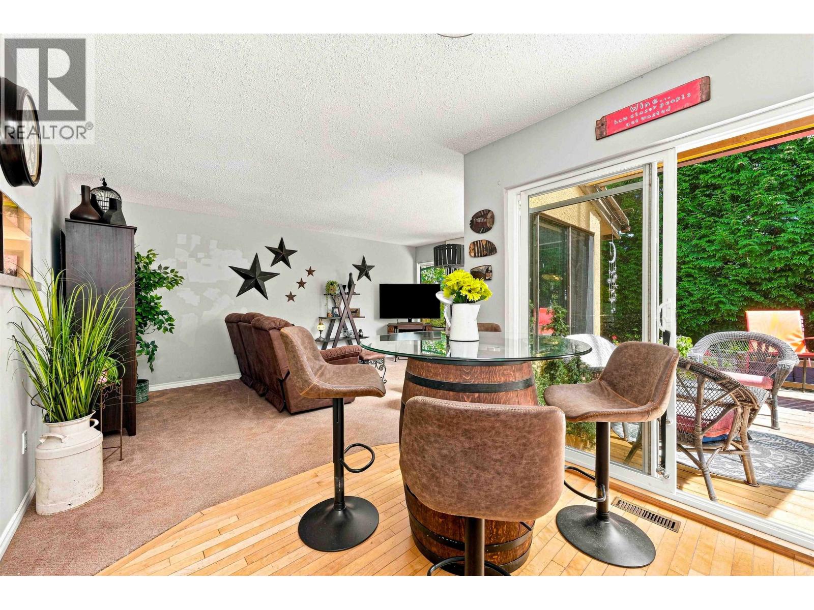 4698 Garden Grove Drive, Burnaby, British Columbia  V5G 3V3 - Photo 11 - R3152895