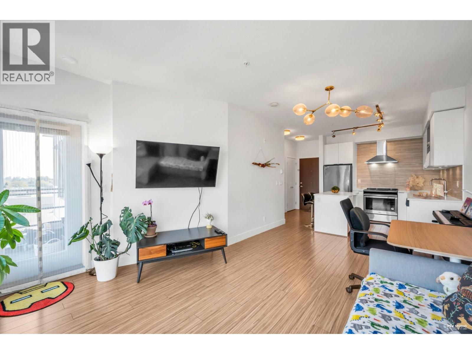 Ph13 5355 Lane Street, Burnaby, British Columbia  V5H 0H1 - Photo 6 - R3152871
