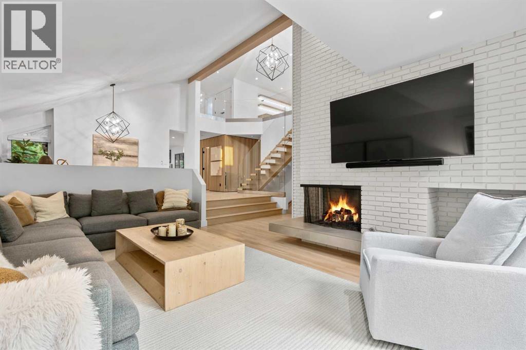 3041 1 Street SW, Calgary, Alberta  T2S 1P7 - Photo 2 - A2329873