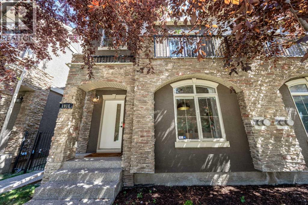 1918 36 Street SW, Calgary, Alberta  T3K 3K6 - Photo 2 - A2334019