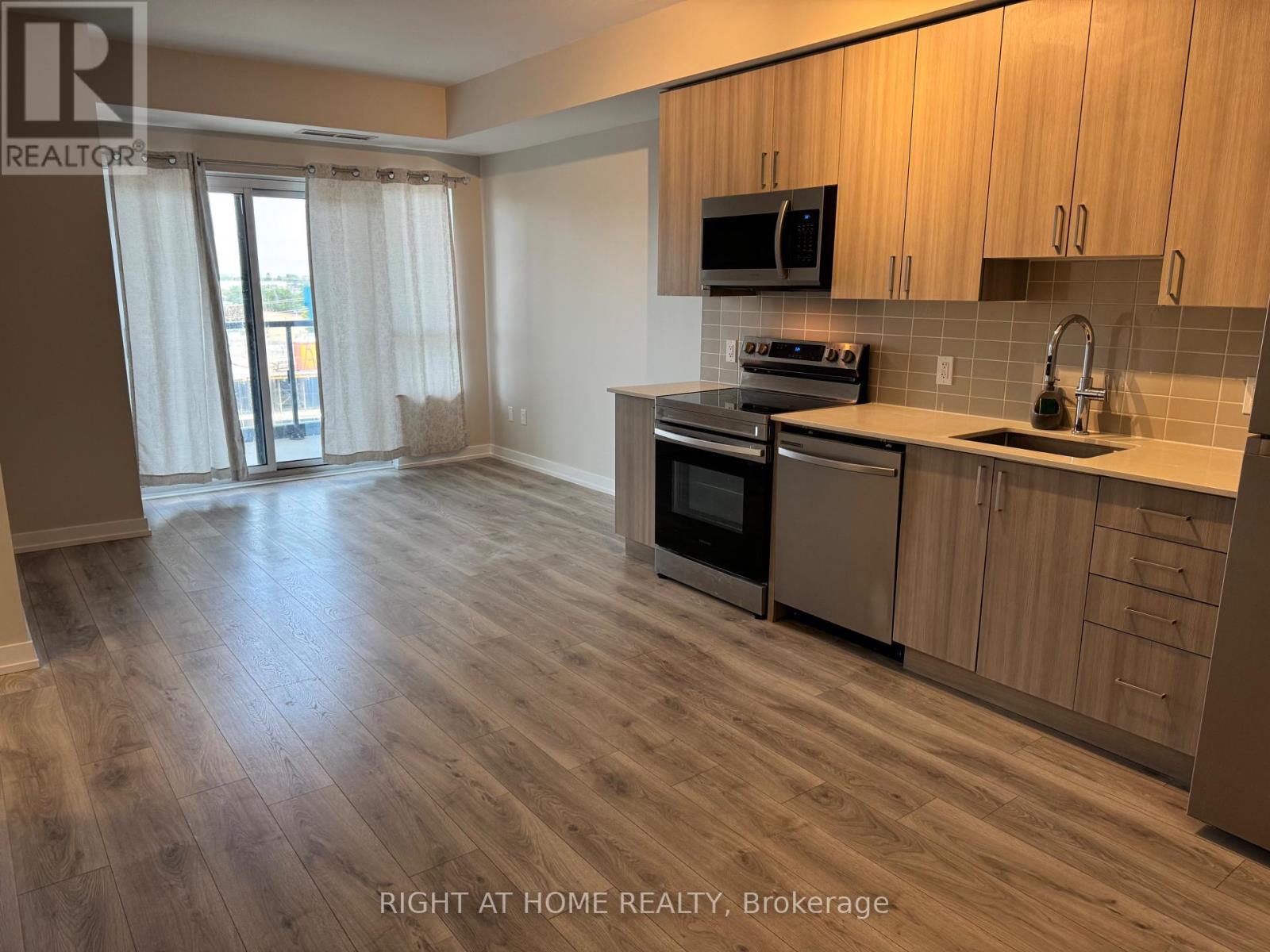 602 - 1455 Celebration Drive, Pickering, Ontario  L1W 1L8 - Photo 19 - E13642210
