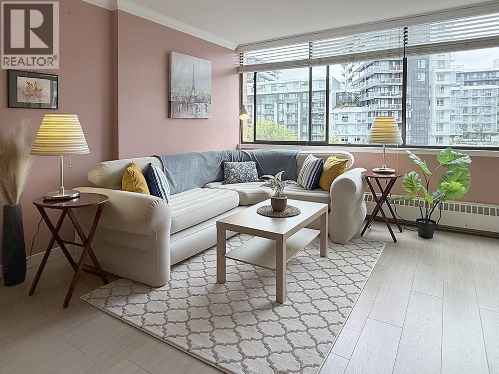 703 6631 Minoru Boulevard, Richmond, British Columbia  V6Y 1Z1 - Photo 2 - R3153026