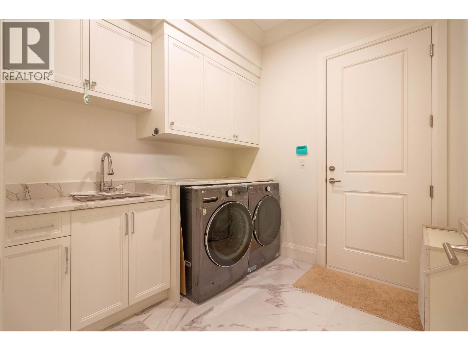 3907 Hertford Street, Burnaby, British Columbia V5G 2R5 - Photo 18 - R3153006