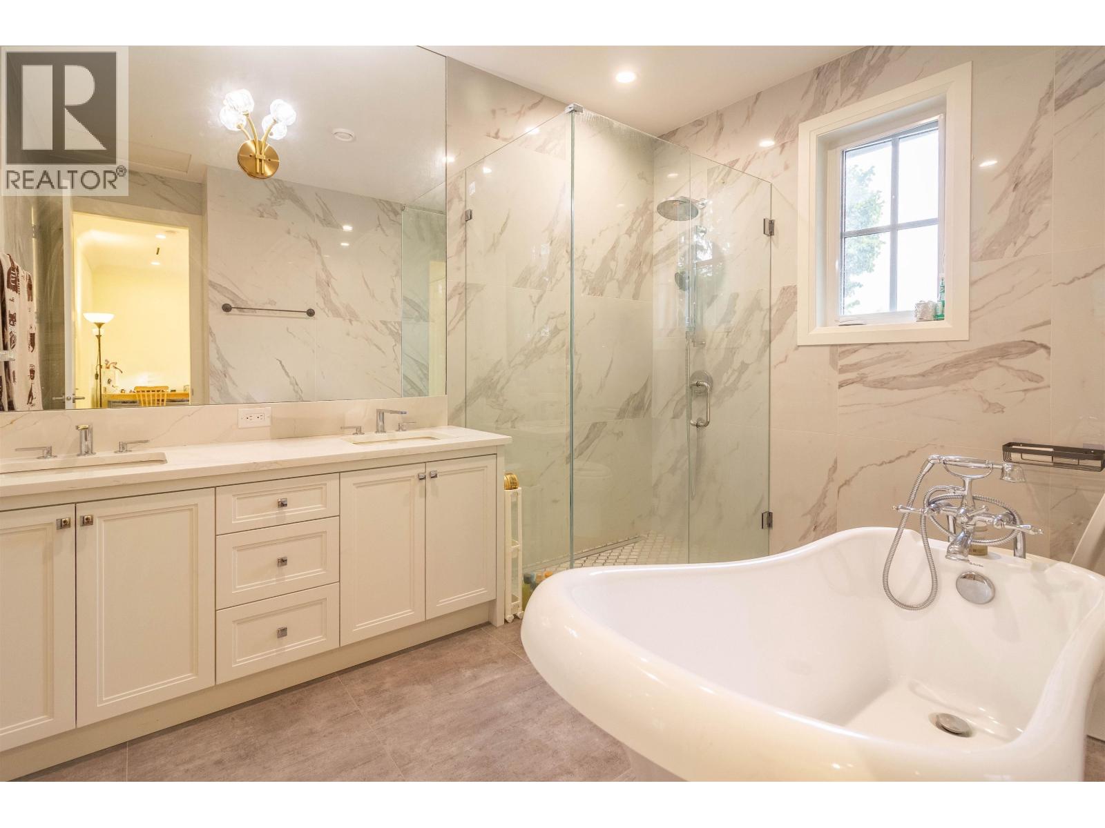 3907 Hertford Street, Burnaby, British Columbia V5G 2R5 - Photo 22 - R3153006
