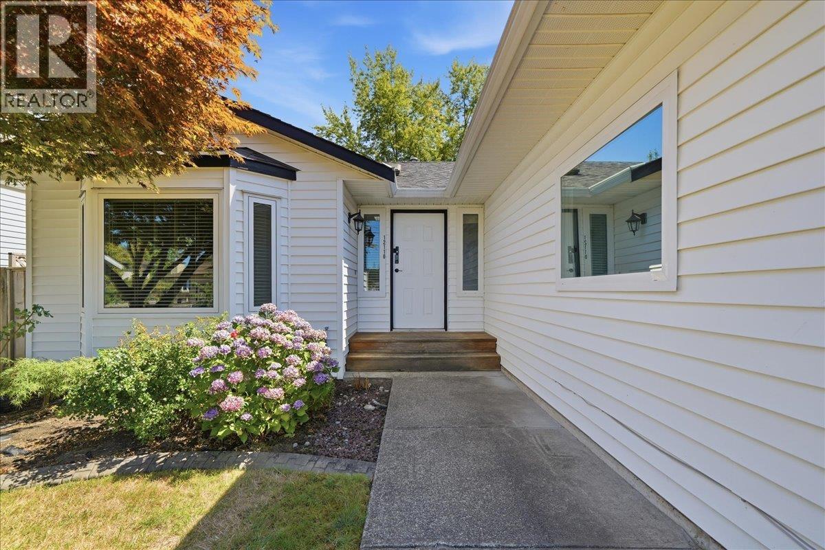 12110 Blossom Street, Maple Ridge, British Columbia V2X 9J9 - Photo 2 - R3153017