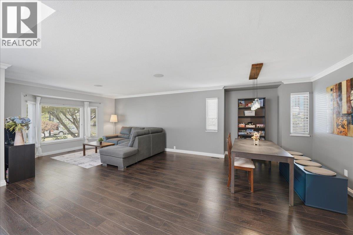 12110 Blossom Street, Maple Ridge, British Columbia V2X 9J9 - Photo 8 - R3153017