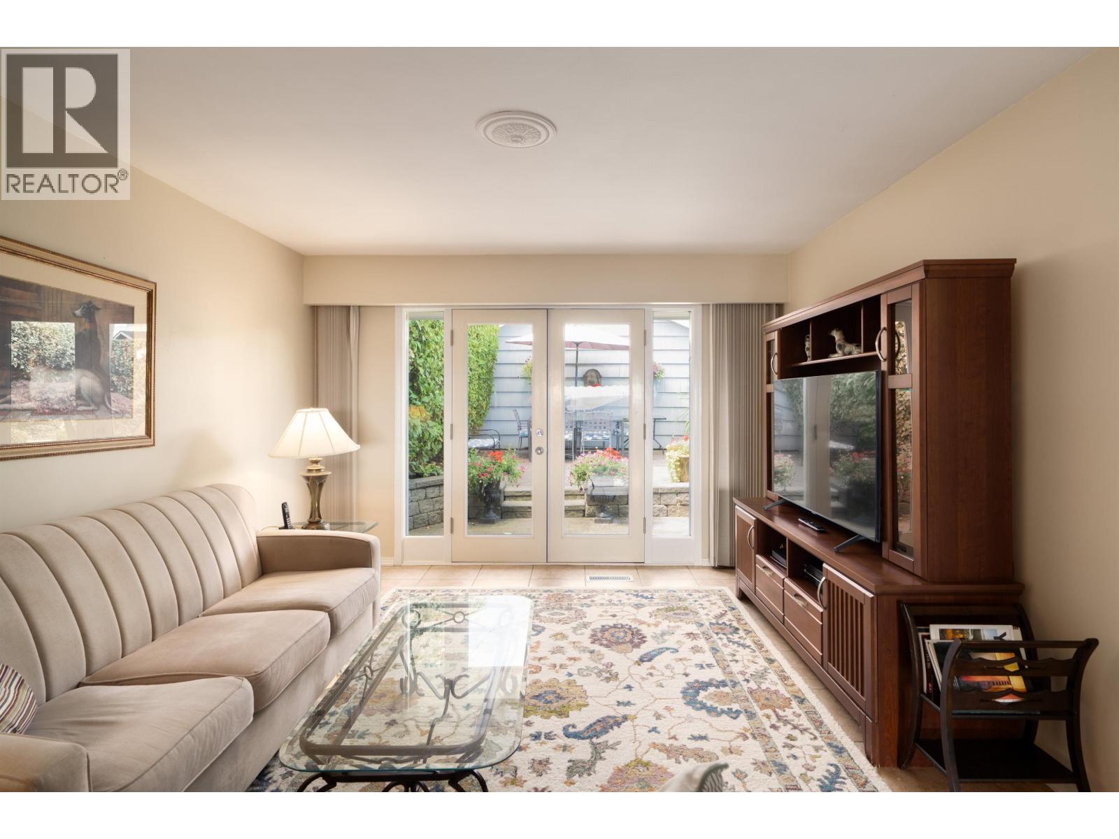 335 Churchill Avenue, New Westminster, British Columbia  V3L 4P5 - Photo 14 - R3153021