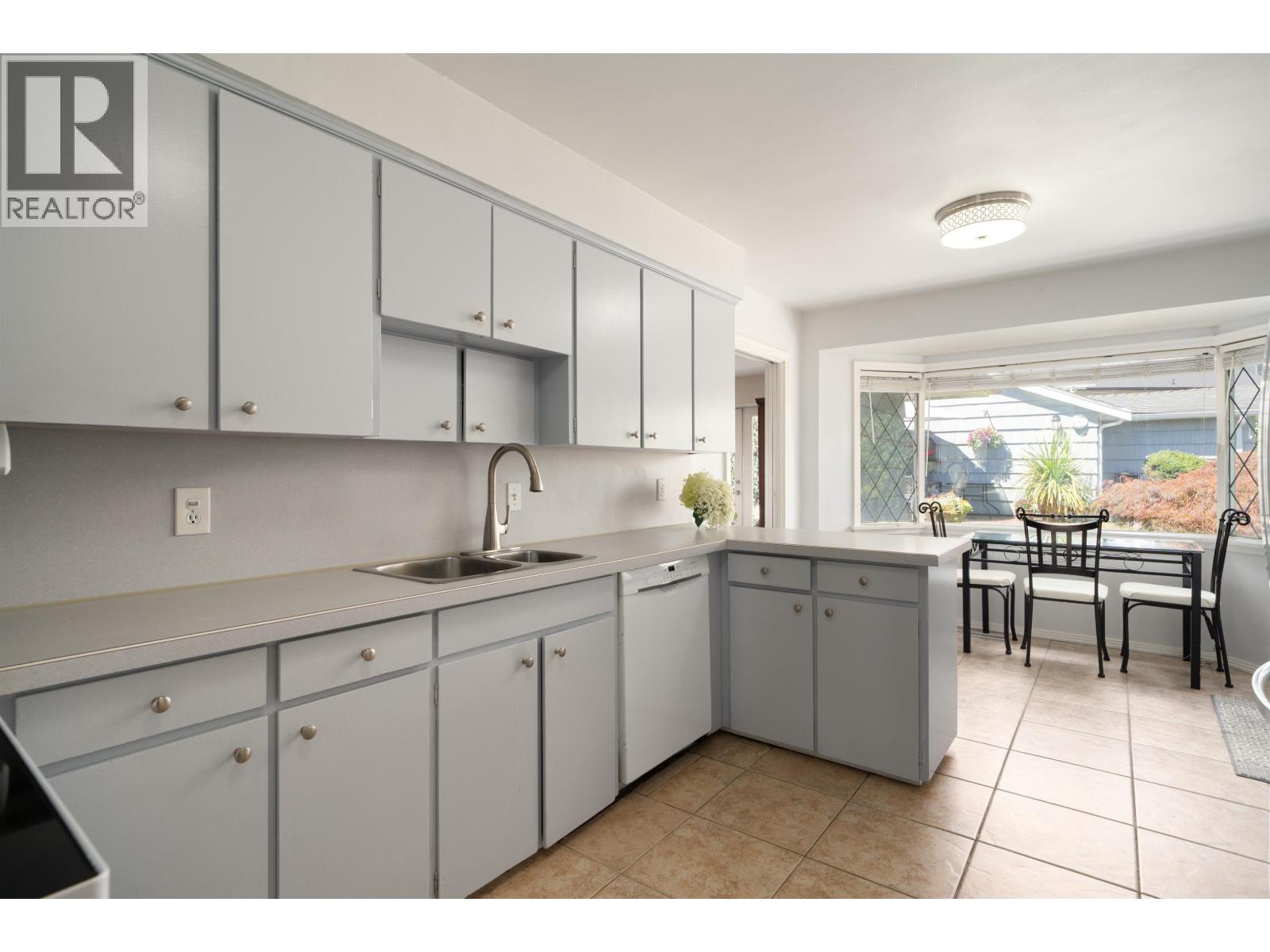 335 Churchill Avenue, New Westminster, British Columbia  V3L 4P5 - Photo 19 - R3153021