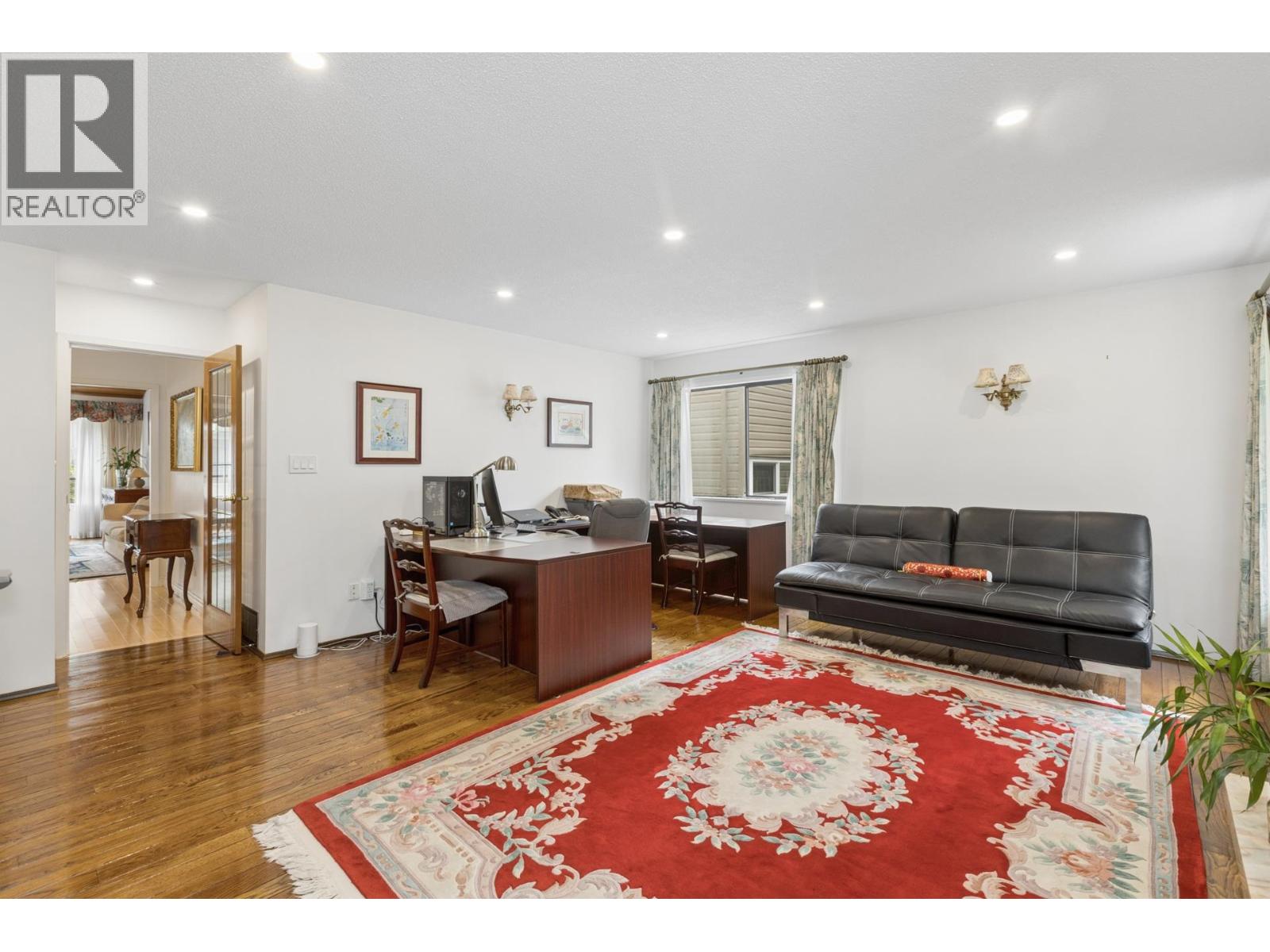 5609 White Pine Lane, North Vancouver, British Columbia V7R 4S1 - Photo 18 - R3153027