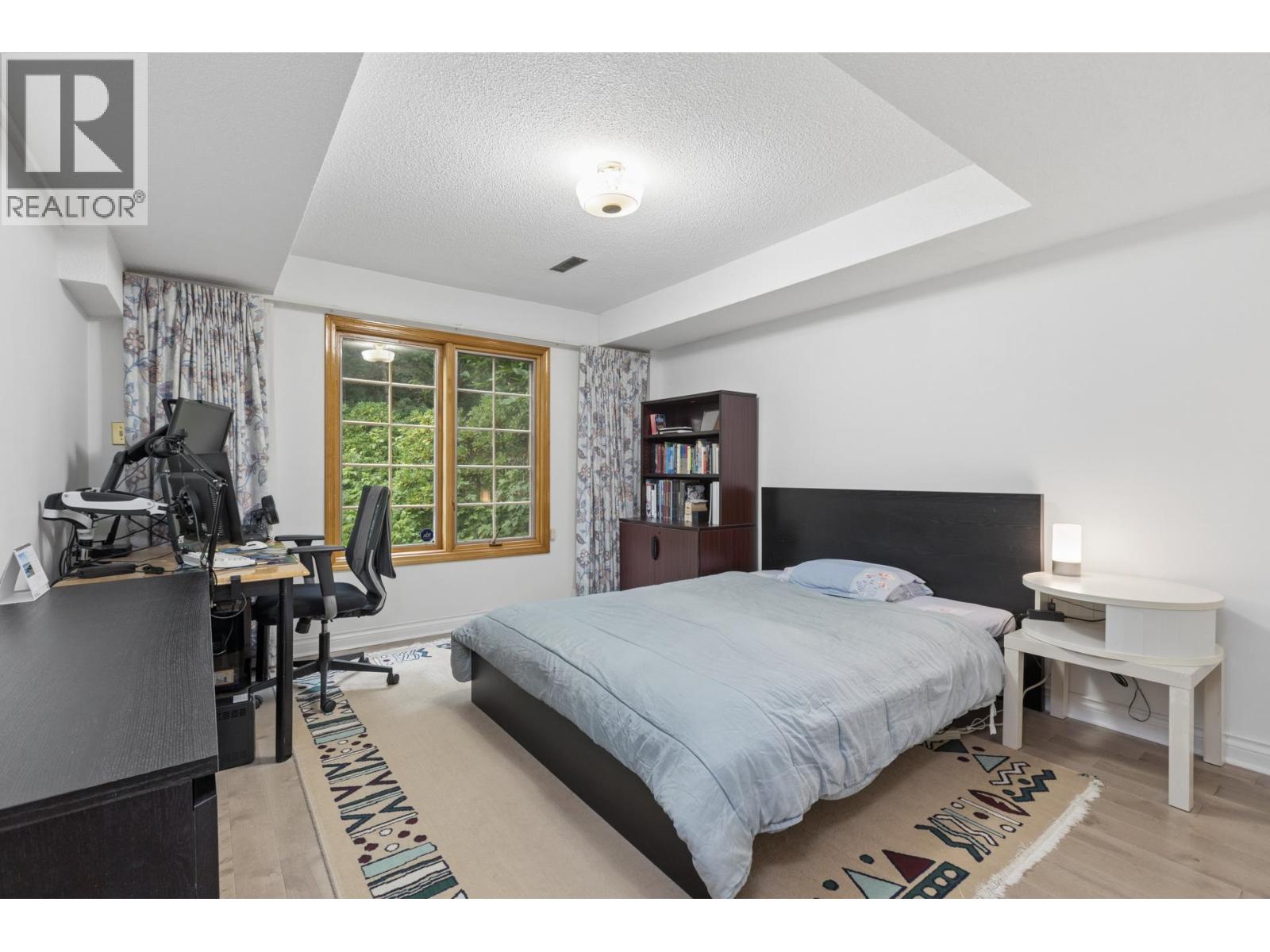 5609 White Pine Lane, North Vancouver, British Columbia V7R 4S1 - Photo 35 - R3153027