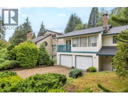 5609 WHITE PINE LANE, North Vancouver, British Columbia
