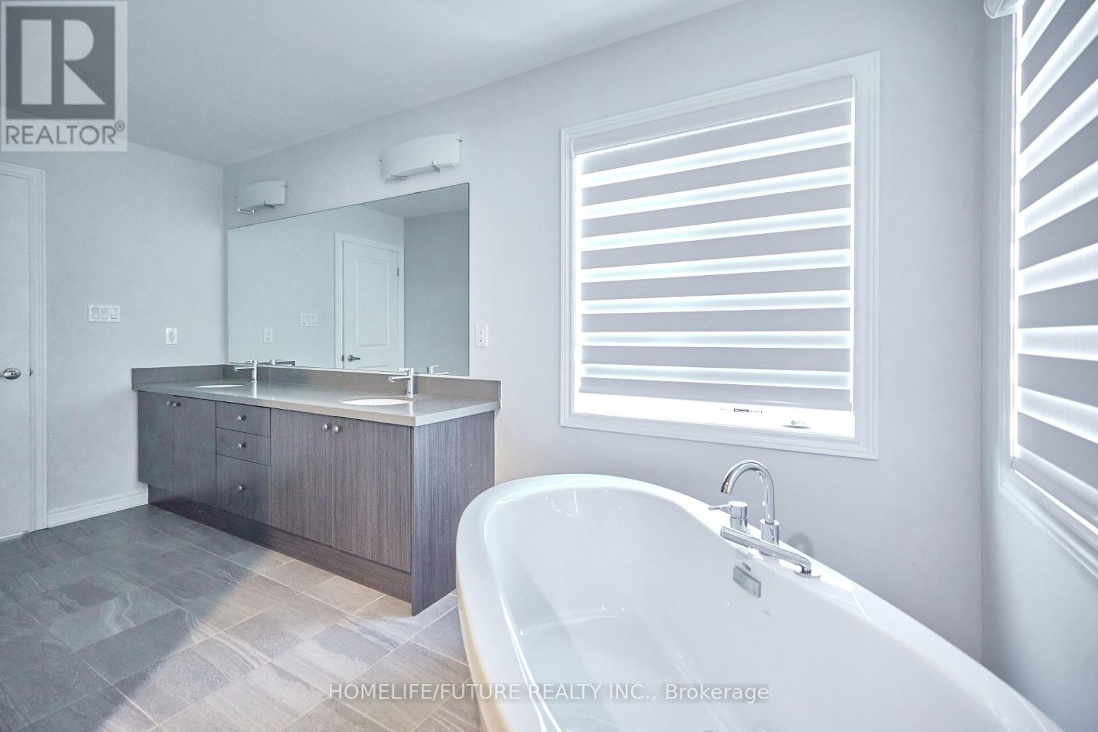 23 Faimira Avenue, Georgina, Ontario  L4P 0C2 - Photo 38 - N13642204