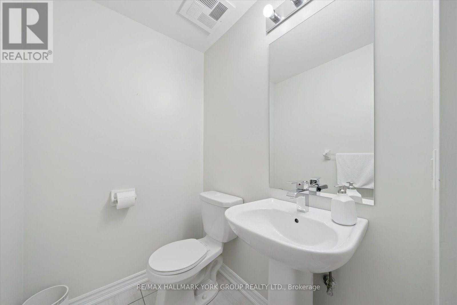 203 - 3905 Major Mackenzie Drive, Vaughan, Ontario  L4L 1A6 - Photo 9 - N13642236