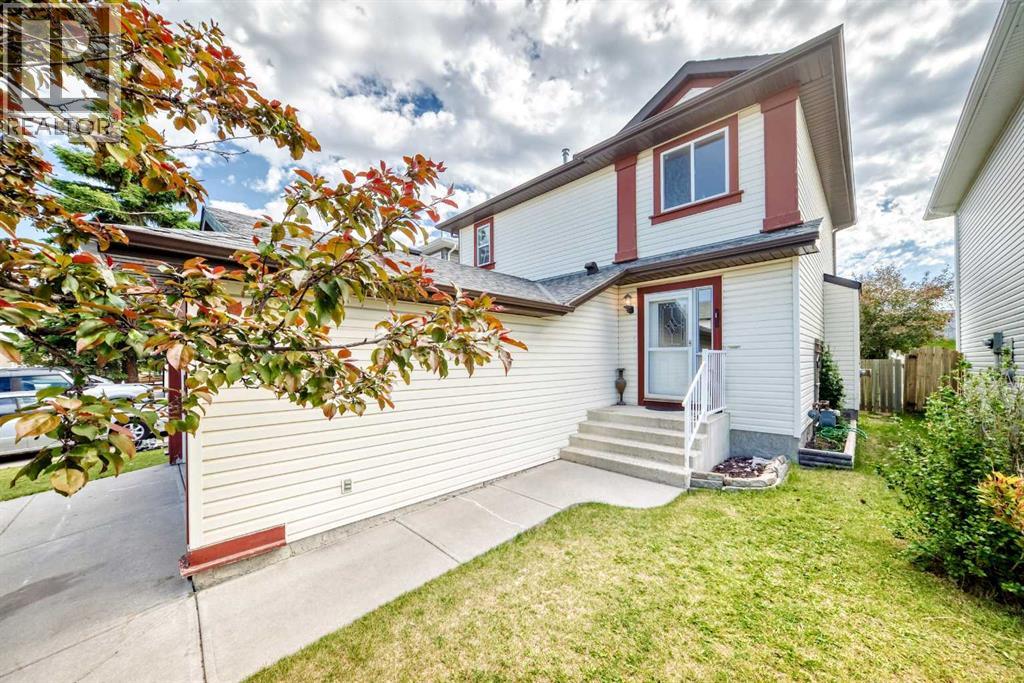 87 Citadel Peak Circle NW, Calgary, Alberta  T3G 4H6 - Photo 2 - A2332634