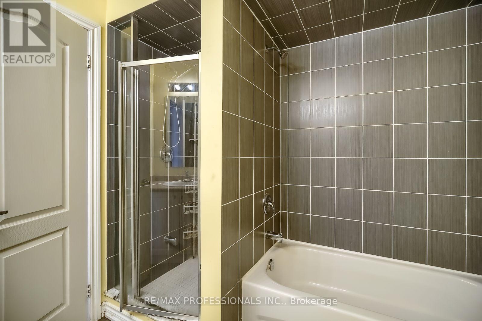 13 Yately Street, Brampton, Ontario  L7A 4R9 - Photo 21 - W13642168