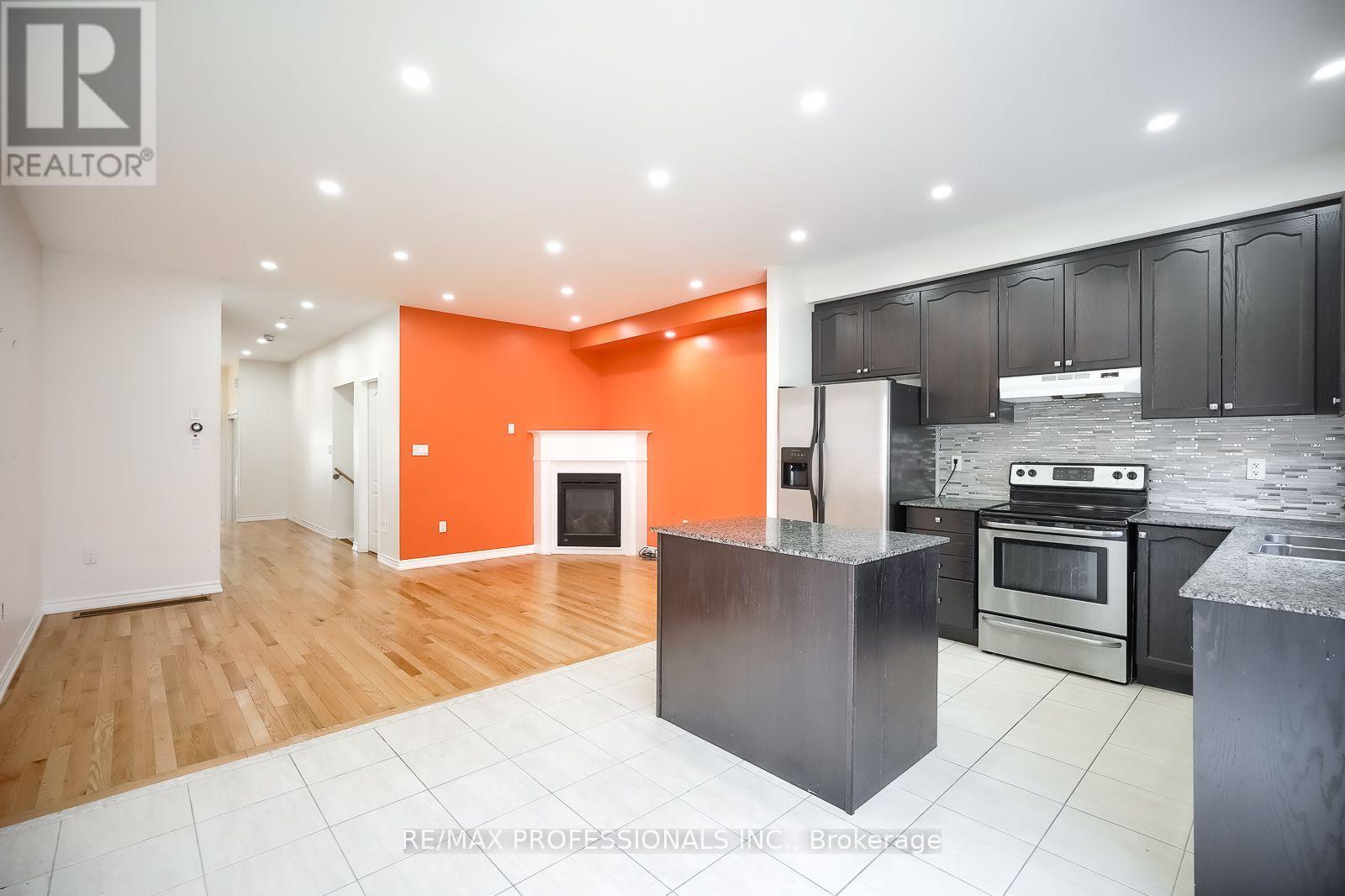 13 Yately Street, Brampton, Ontario  L7A 4R9 - Photo 8 - W13642168