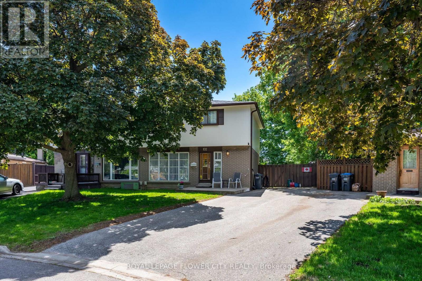 132 FALLINGDALE CRESCENT, Brampton, Ontario