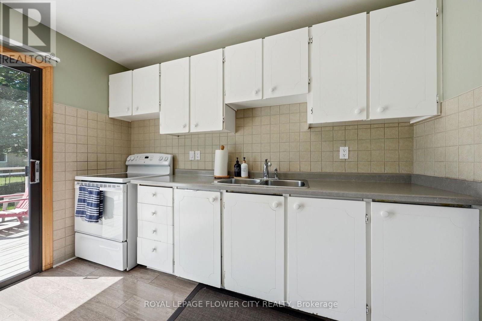132 Fallingdale Crescent, Brampton, Ontario  L6T 3J6 - Photo 13 - W13642194