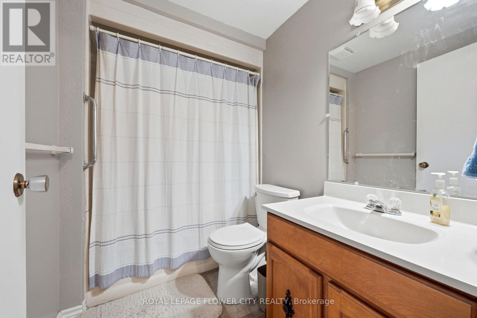132 Fallingdale Crescent, Brampton, Ontario  L6T 3J6 - Photo 20 - W13642194