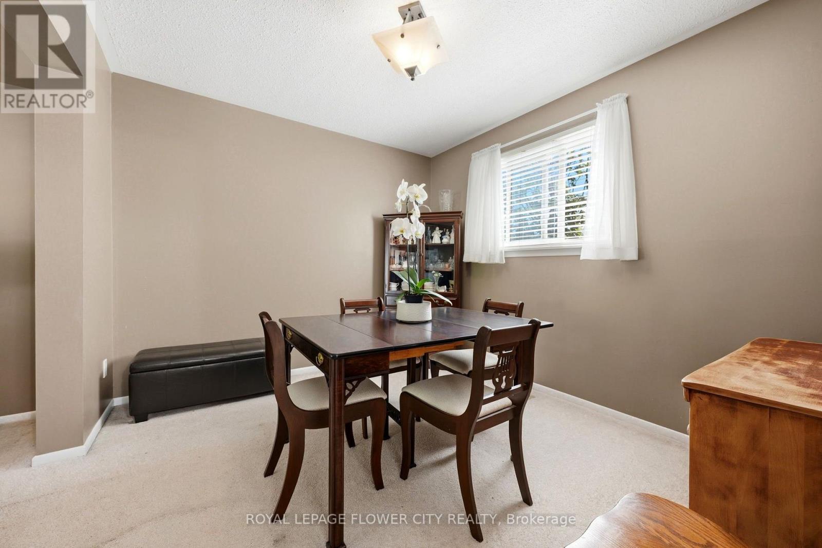 132 Fallingdale Crescent, Brampton, Ontario  L6T 3J6 - Photo 9 - W13642194