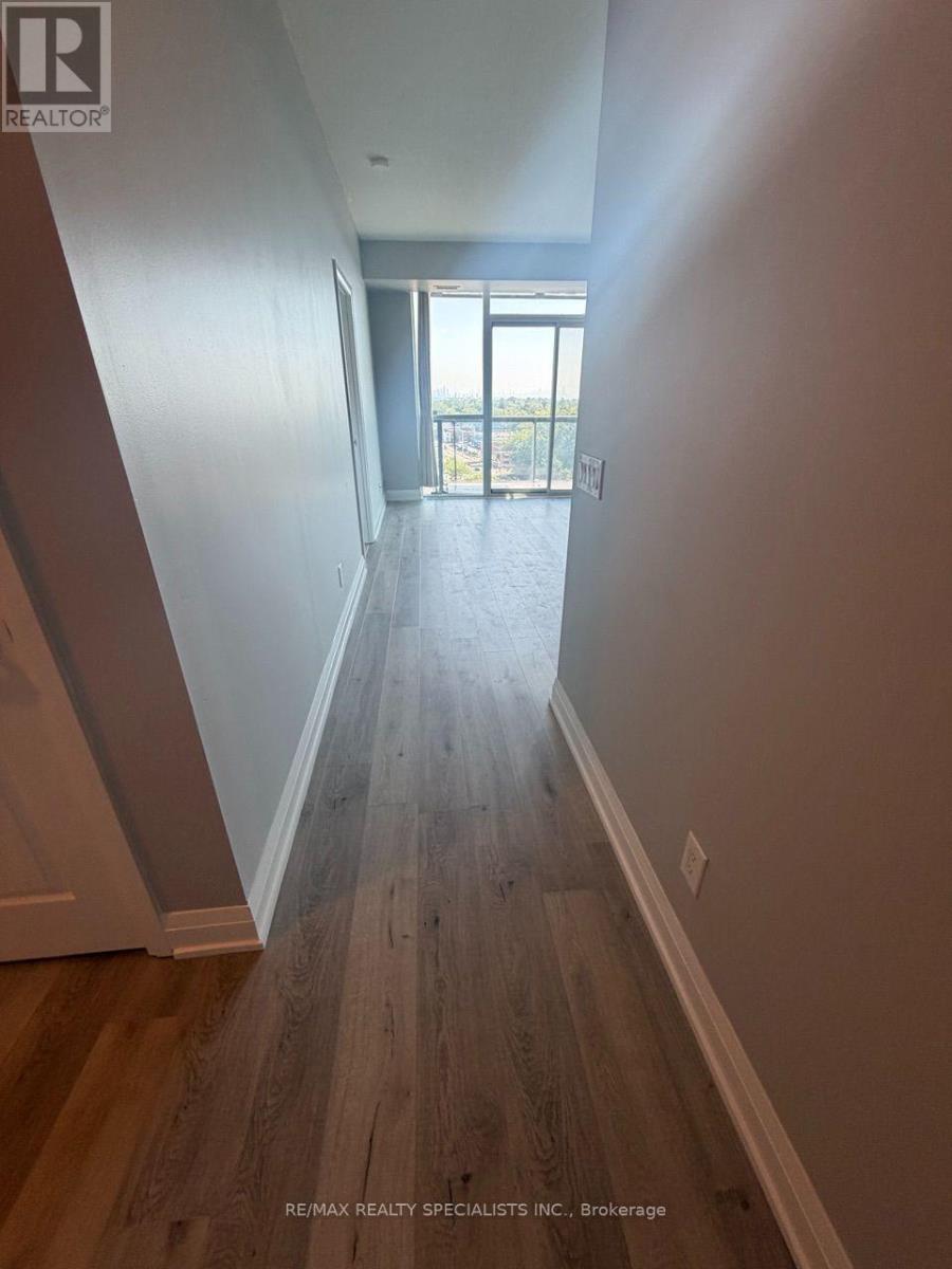 1005 - 1 Hurontario Street, Mississauga, Ontario  L5G 0A3 - Photo 8 - W13191932