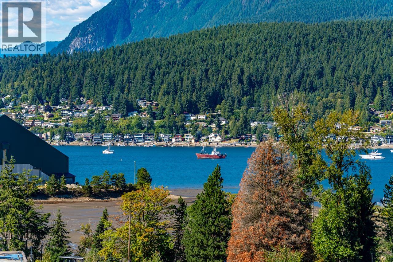 2316 St. Andrews Street, Port Moody, British Columbia  V3H 2A8 - Photo 6 - R3152377