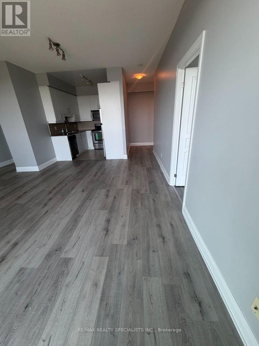 1005 - 1 Hurontario Street, Mississauga, Ontario  L5G 0A3 - Photo 9 - W13191932