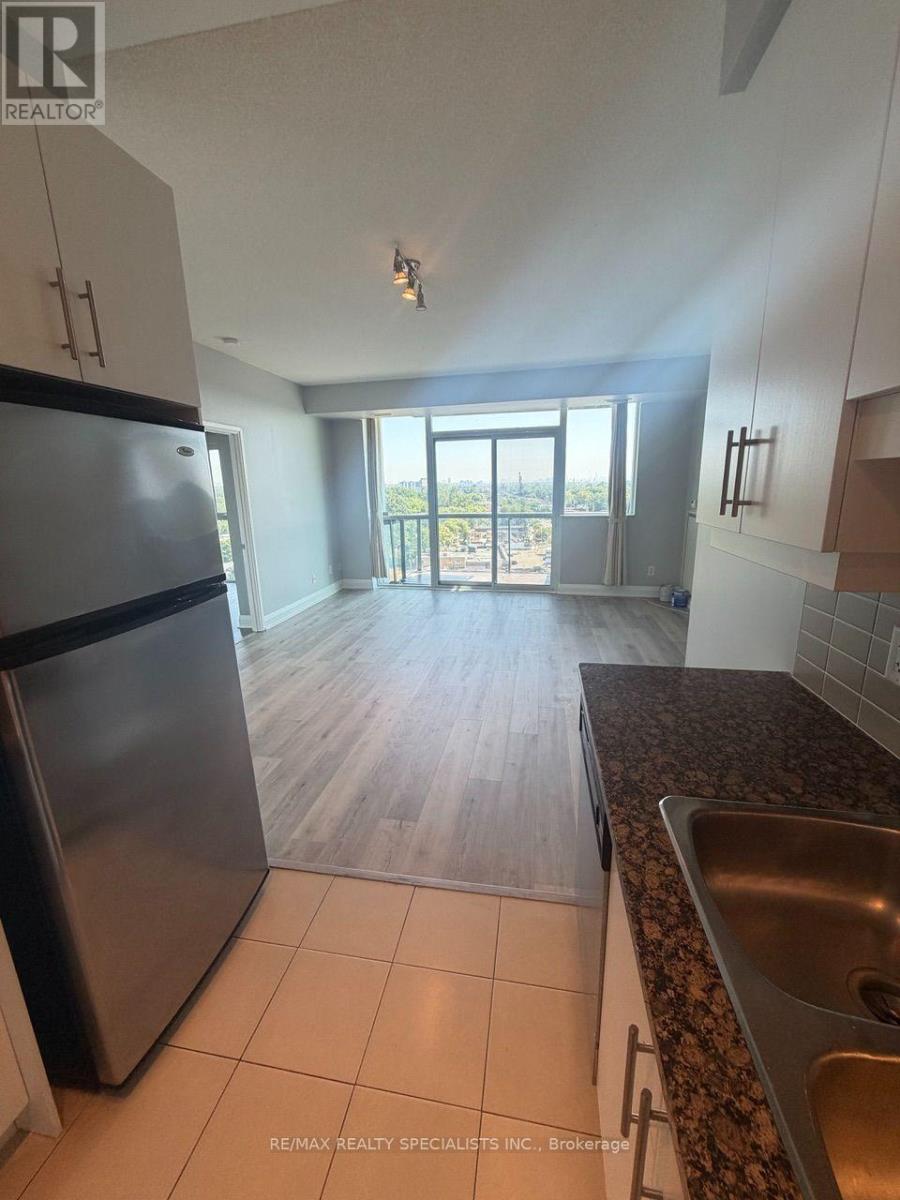 1005 - 1 Hurontario Street, Mississauga, Ontario  L5G 0A3 - Photo 11 - W13191932
