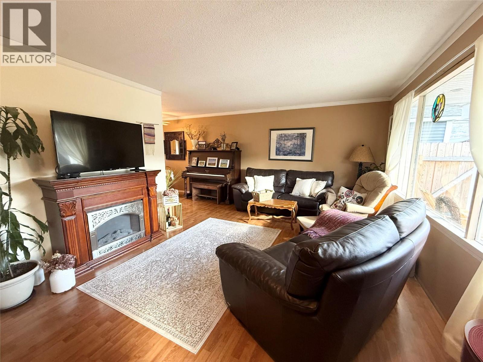 1687 Canford Avenue, Merritt, British Columbia  V1K 1B8 - Photo 6 - 10381038