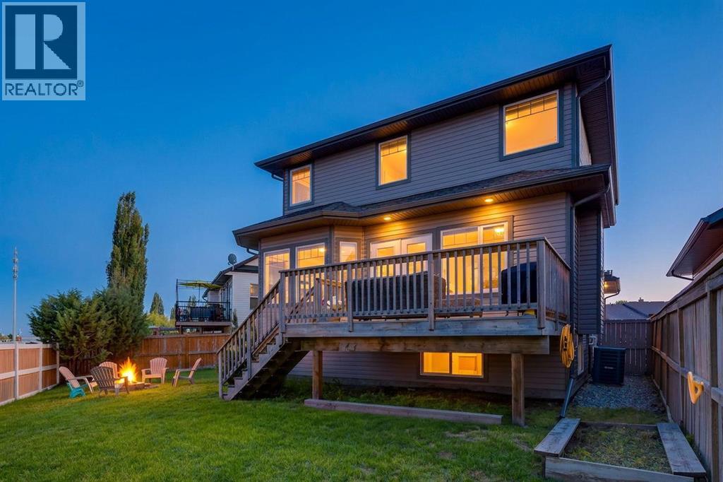 156 Camden Court, Strathmore, Alberta  T1P 1Y1 - Photo 2 - A2324200