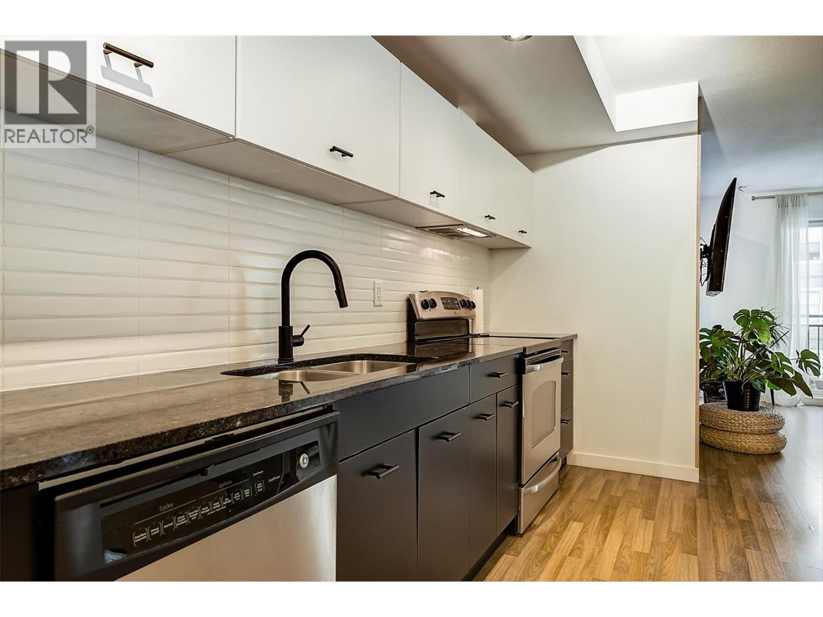 547 Yates Road Unit# 304, Kelowna, British Columbia  V1V 2T9 - Photo 12 - 10396663