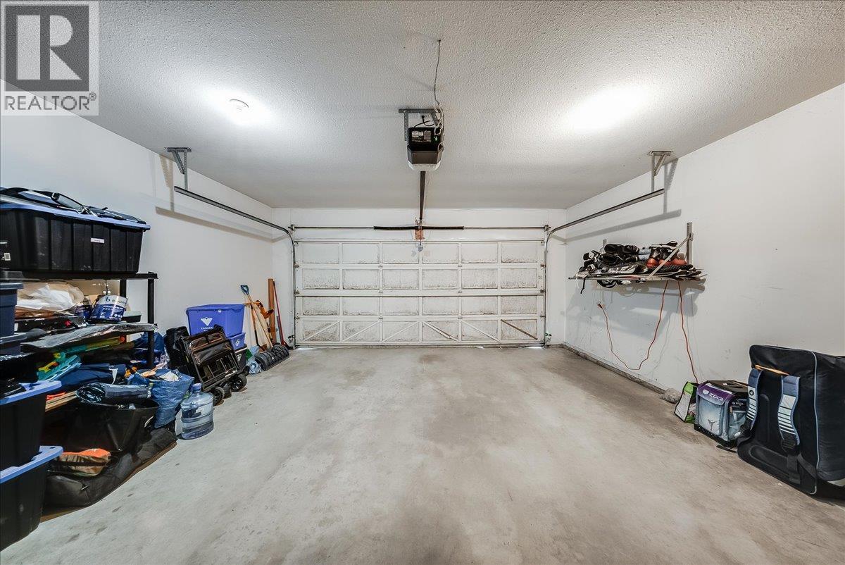 2507 Columbia Avenue, Castlegar, British Columbia  V1N 2X4 - Photo 32 - 10396809