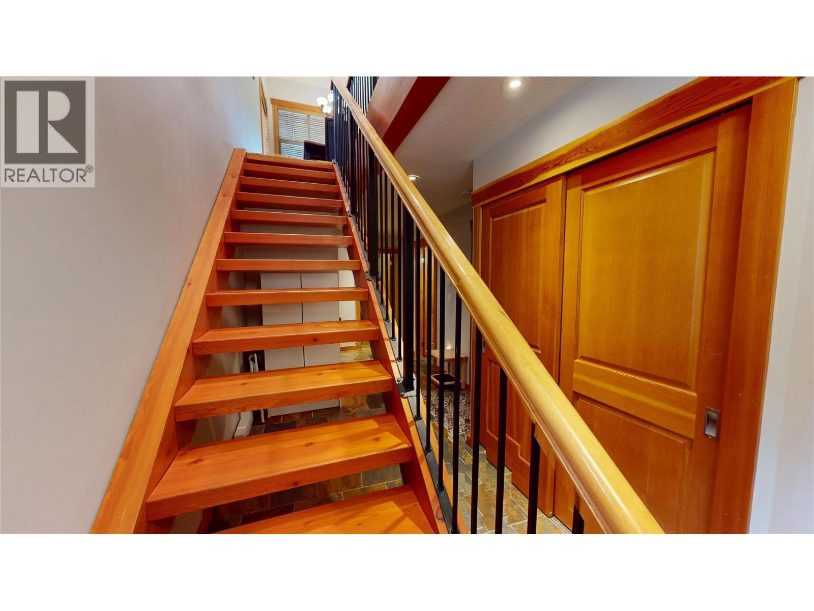 51 Rivermount Place Unit# 103, Fernie, British Columbia  V0B 1M7 - Photo 3 - 10393375